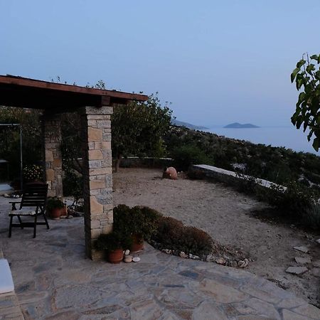 Oceanis Cottage House Ormos Koumeikon Екстериор снимка