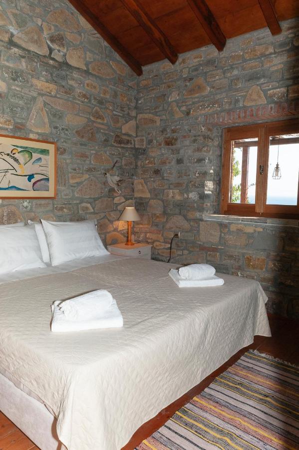Oceanis Cottage House Ormos Koumeikon Екстериор снимка