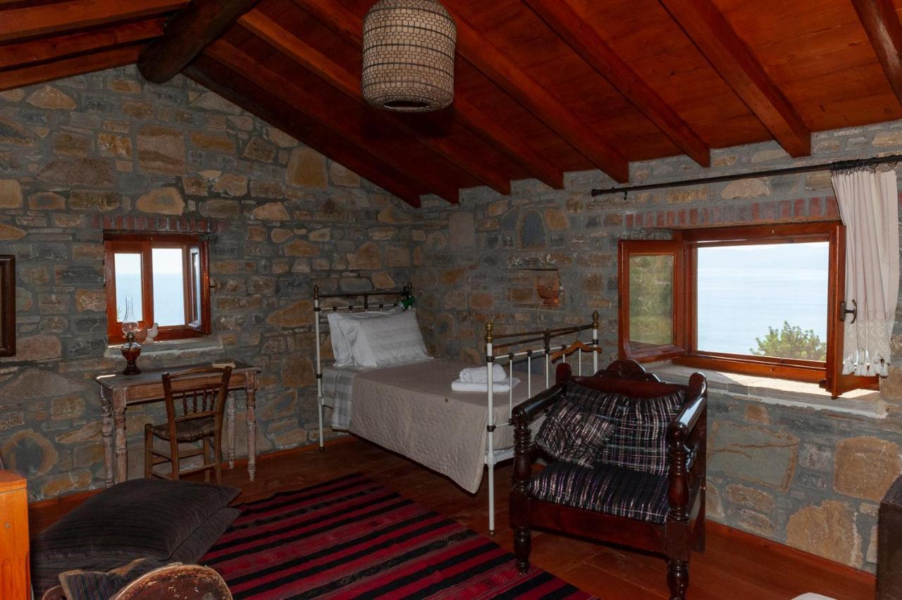 Oceanis Cottage House Ormos Koumeikon Екстериор снимка