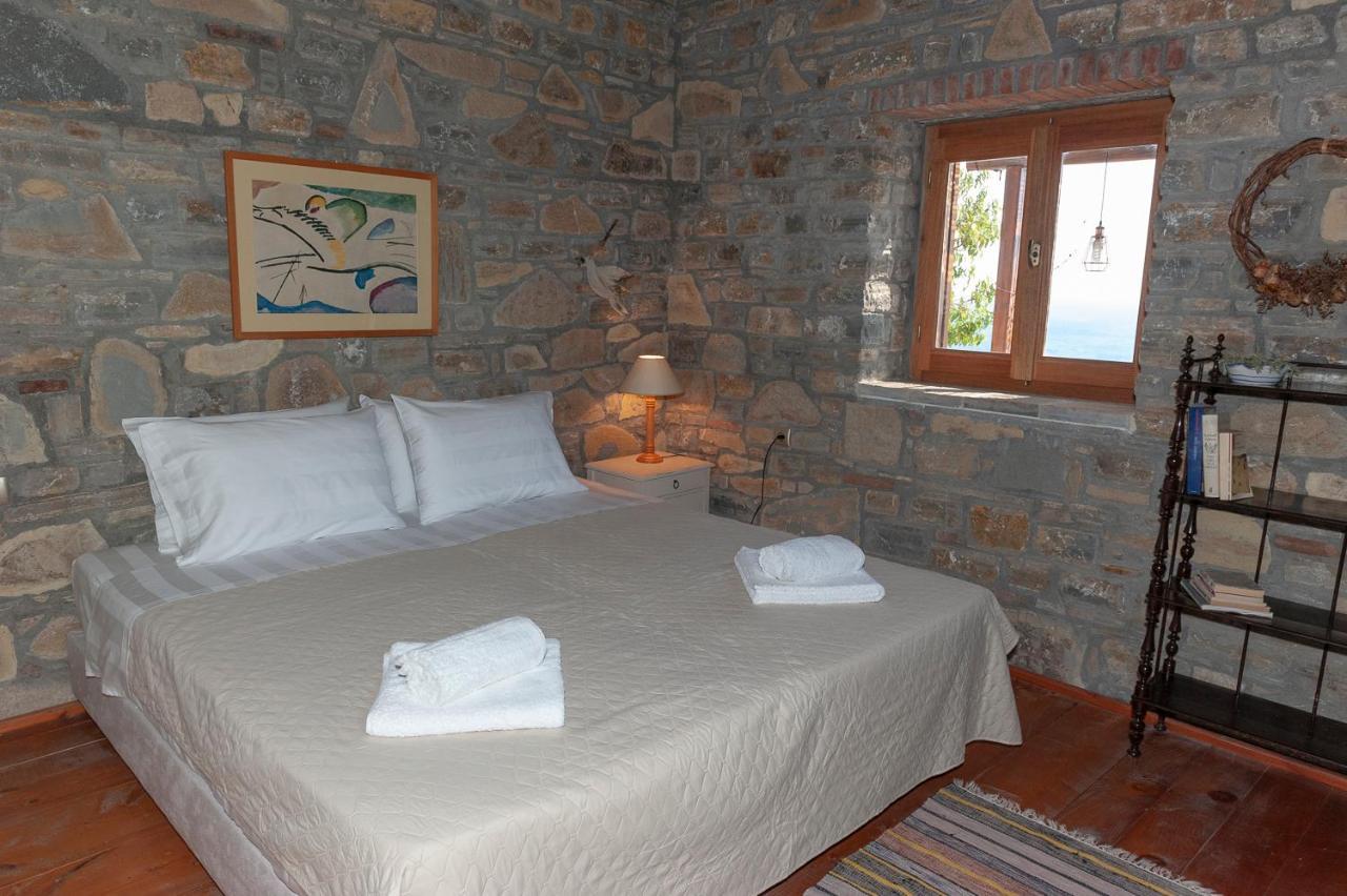 Oceanis Cottage House Ormos Koumeikon Екстериор снимка